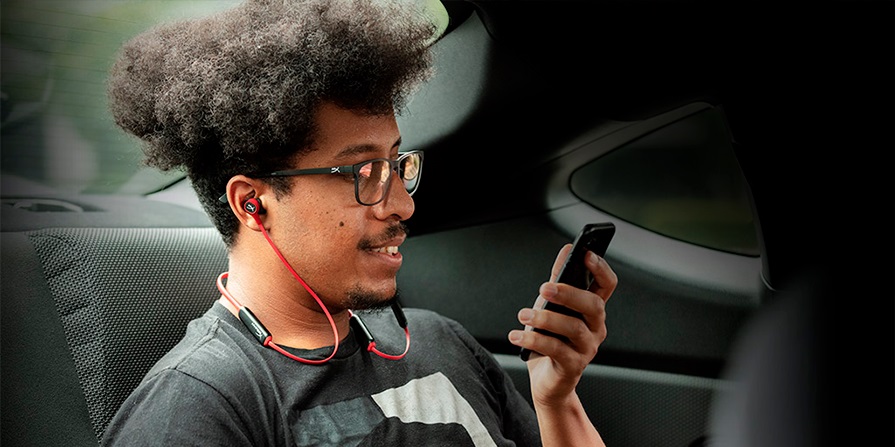 Dia Mundial da Audição A HyperX lista dicas para usar fones de ouvido adequadamente